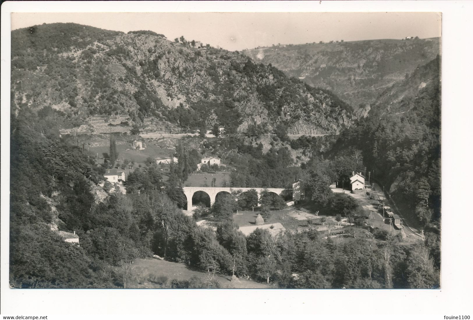 Carte De COLOMBIER LE VIEUX  Vallée Du Doux Et Le Pont De La Gare  ( Format C.P.A. )  ( Recto Verso ) - Otros & Sin Clasificación