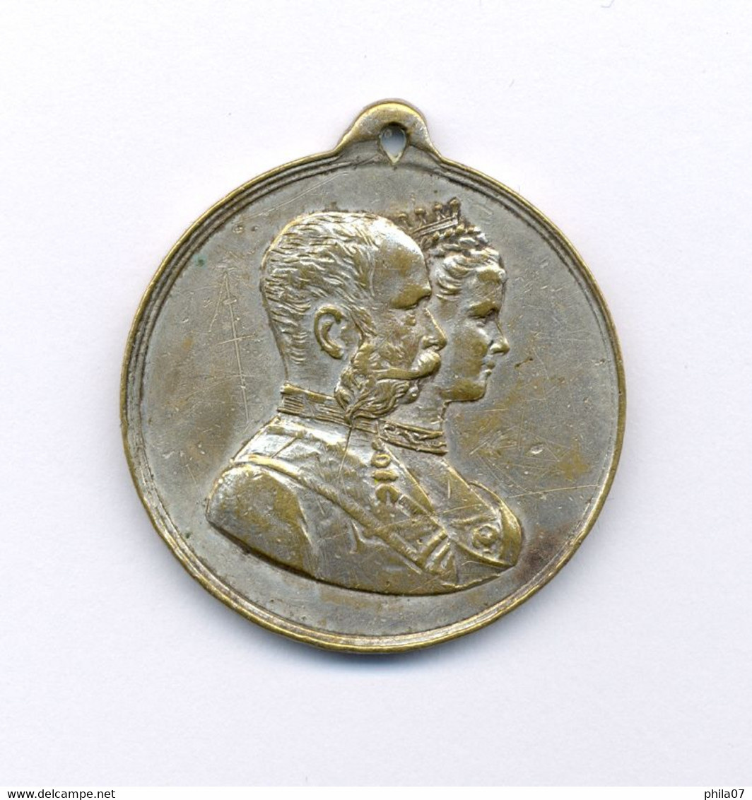 AUSTRIA, Franz Jozef And Empress, Medal 30 Mm - Monarchia / Nobiltà