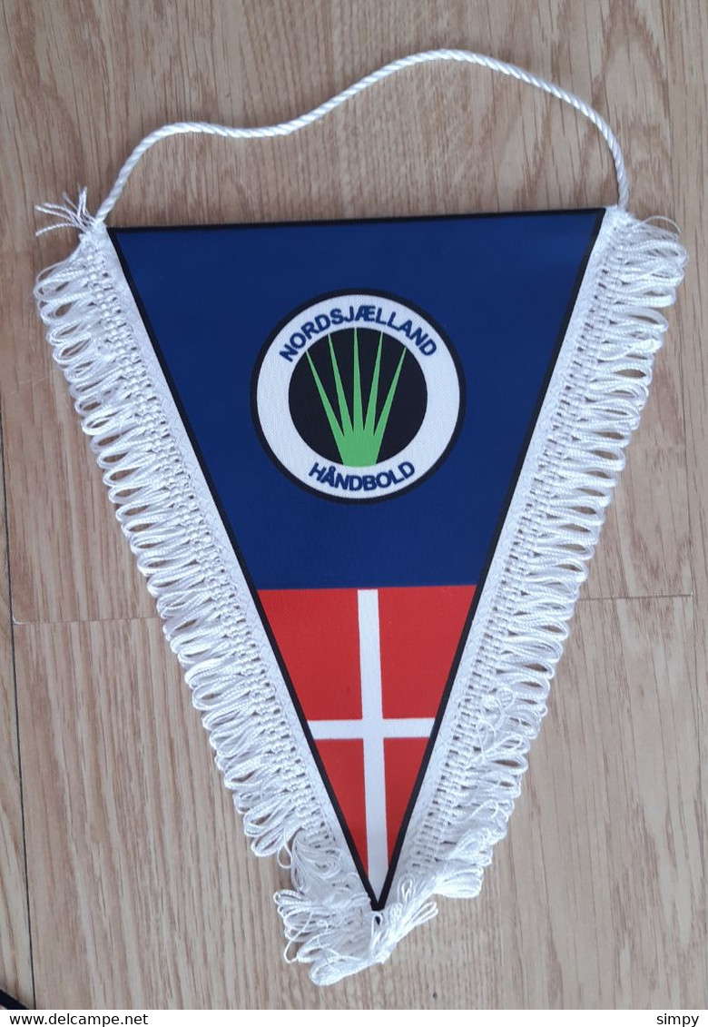 Pennant Handball Club Nordsjeaelland Denmark  18x22cm - Handball