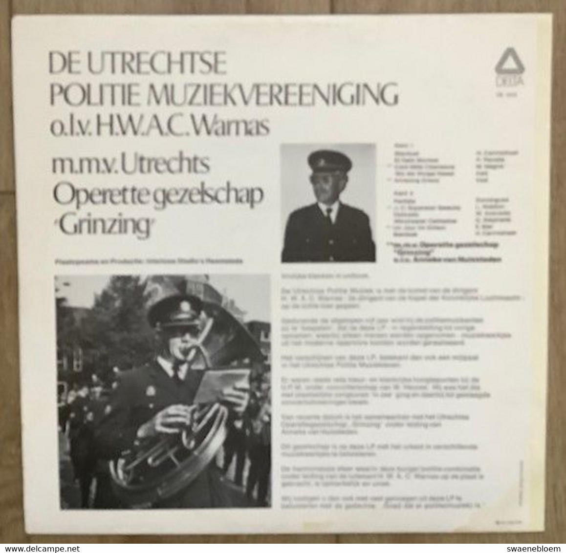 LP.- UTRECHTSE POLITIEKAPEL. O.L.V. : H.W.A.C. WARNAS. - Autres - Musique Néerlandaise