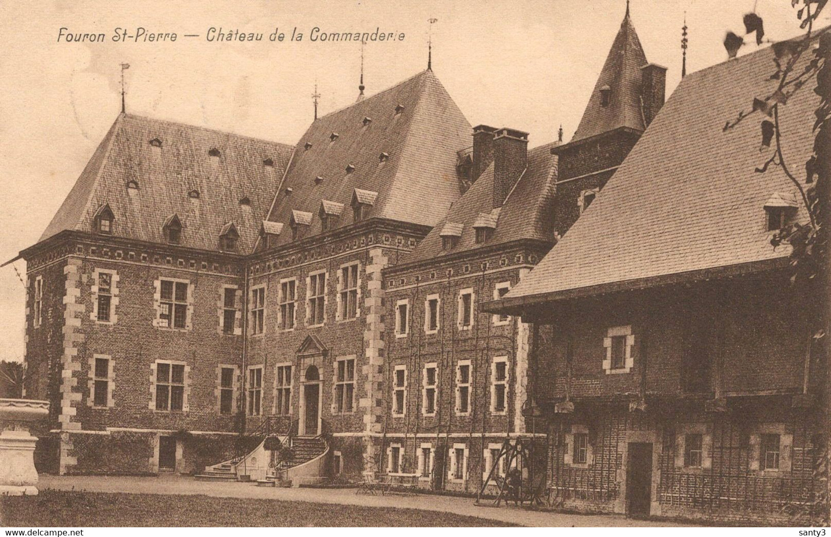 Fouron St-Pierre, Château De La Commanderie    Gelopen - Fourons - Voeren