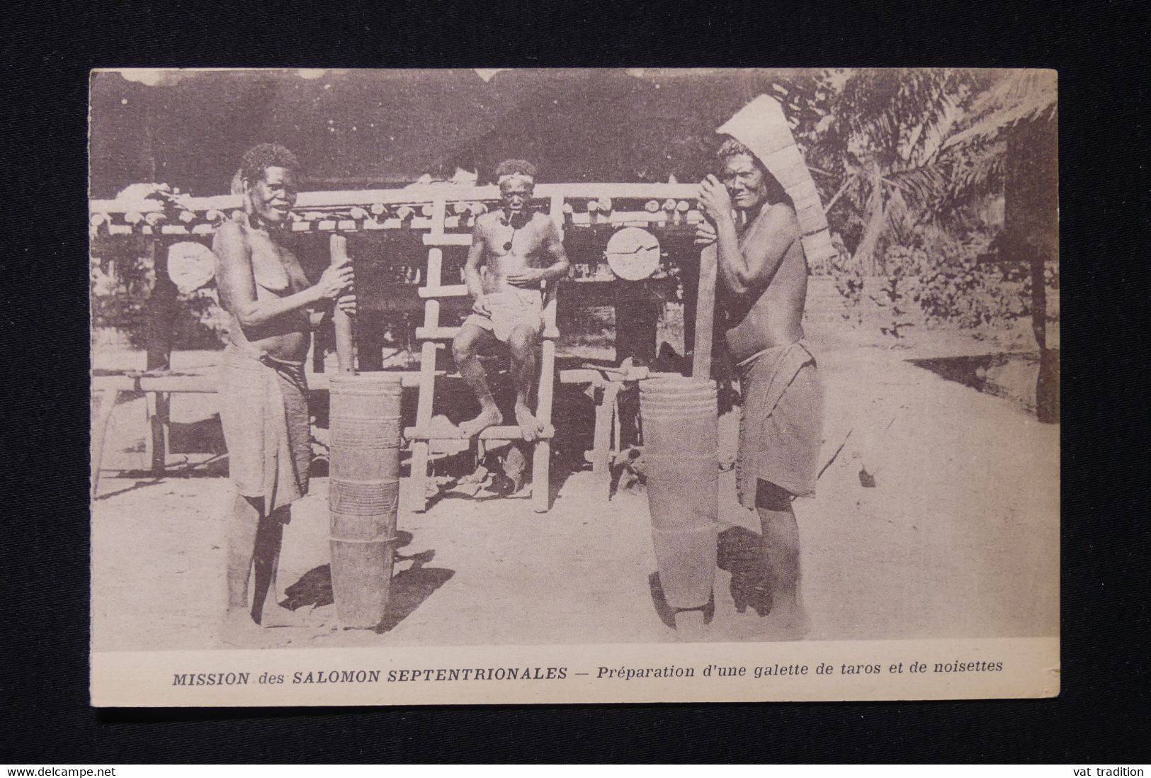 SALOMON - Carte Postale - Préparation D'une Galette De Taros Et De Noisettes - L 82258 - Solomon Islands