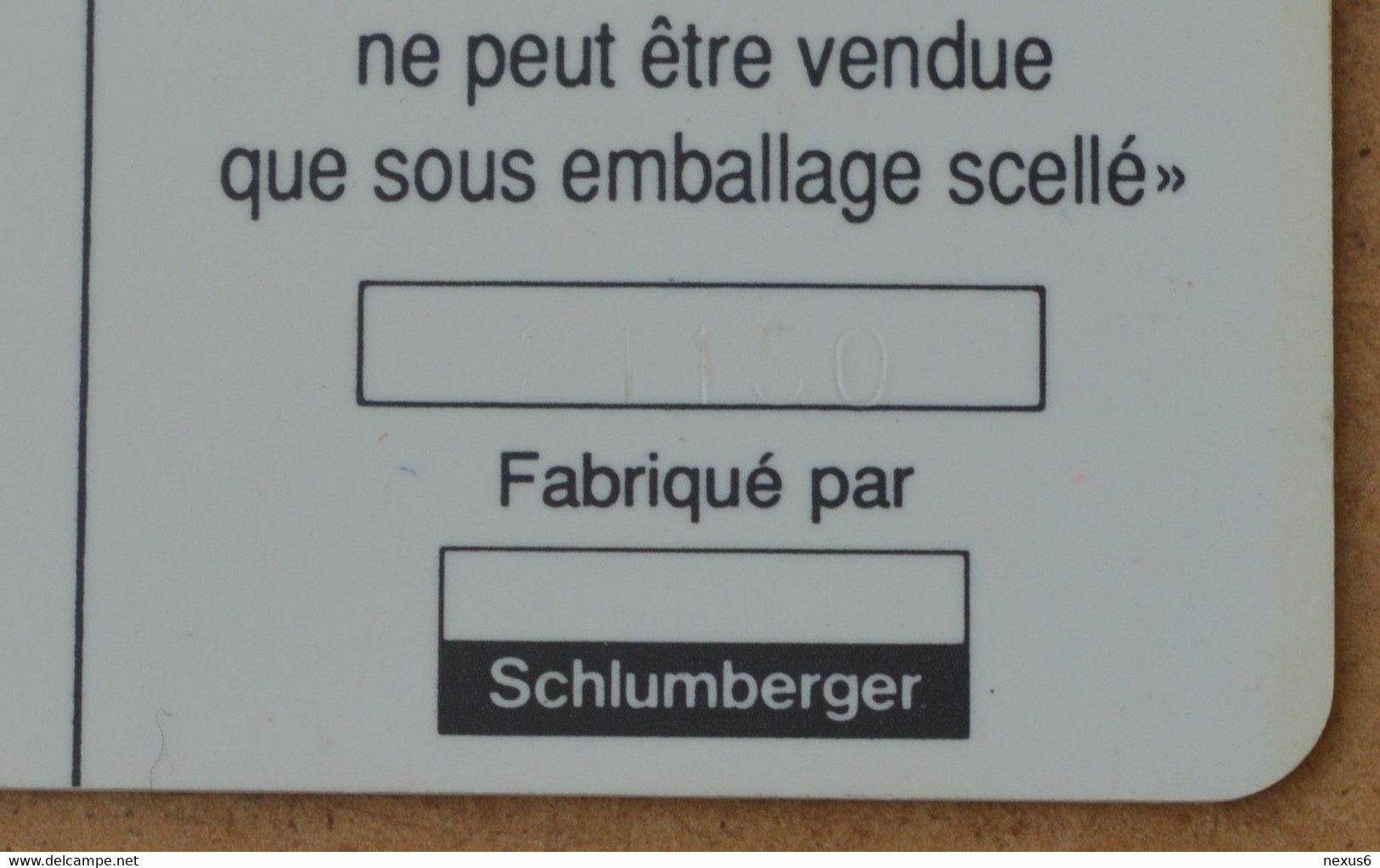 Cameroon - Intelcam - Chip - Logo Card - SC4 AFNOR, Matt, Hole 6mm, With Frame Around Chip, Cn.21150, 50Units, Used - Camerún