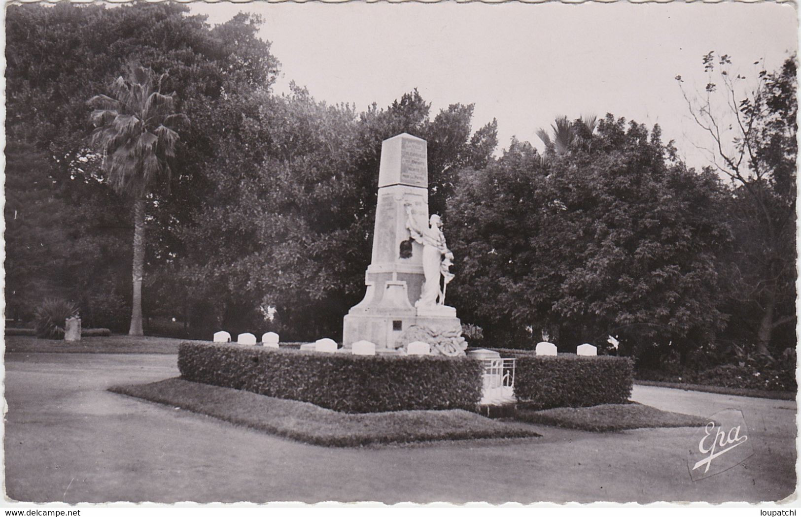 ALGERIE ORLEANSVILLE Jardin Public  ( Cachet 22 E Régiment D' Infanterie ) - Chlef (Orléansville)