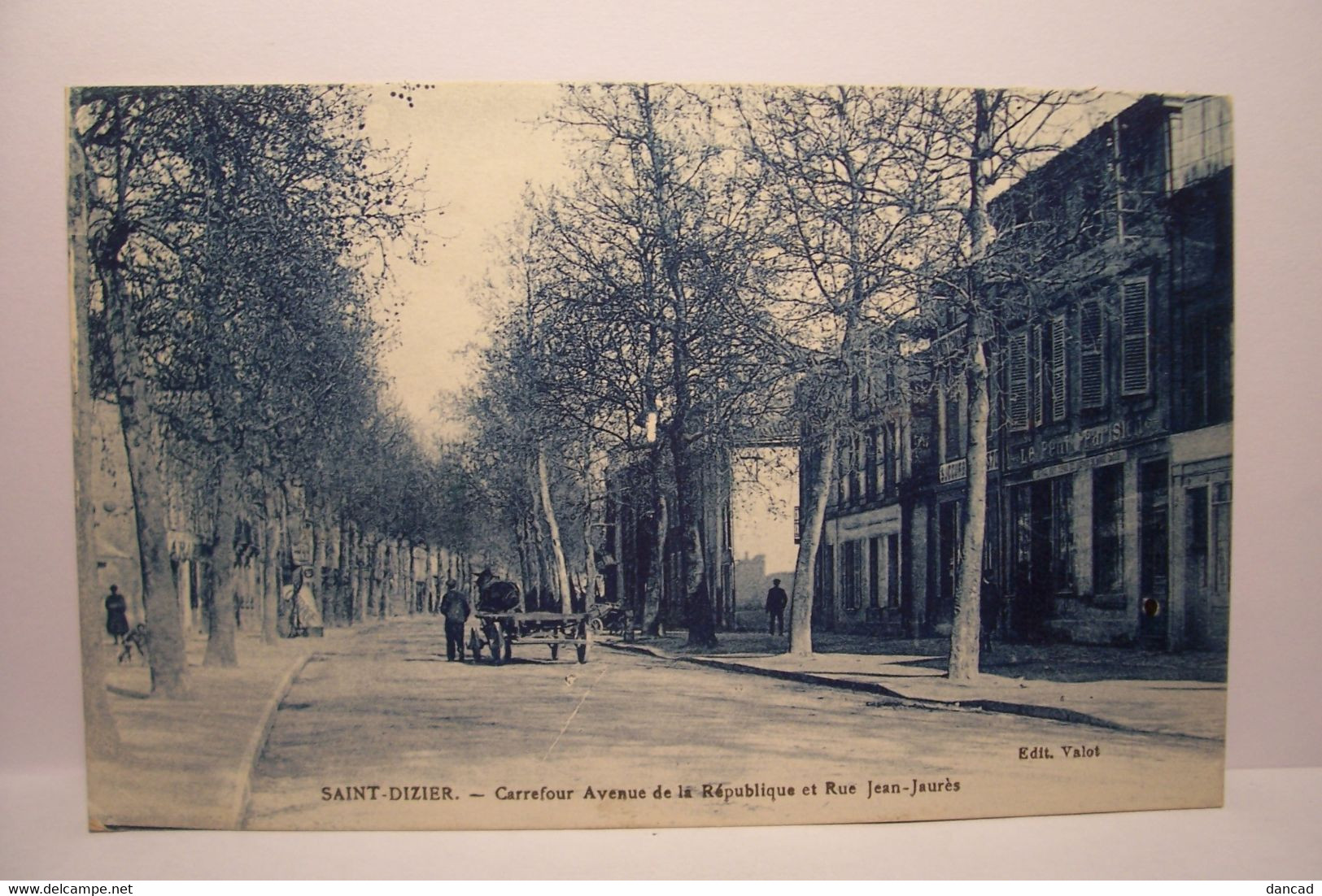 SAINT - DIZIER   - Carrefour  Avenue De La République Et Jean-Jaurès - Saint Dizier