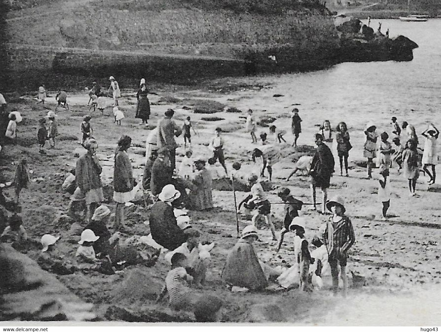 DOUARNENEZ - N° 40 - PLAGE DES DAMES AVEC ENFANTS - CPA NON VOYAGEE - Douarnenez