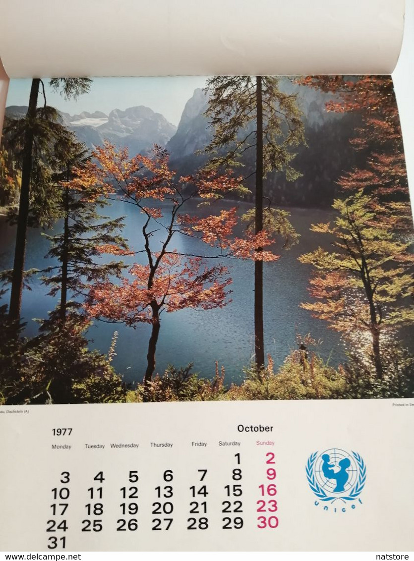 1977..SWITZERLAND.. VINTAGE CALENDAR..UNICEF - Grand Format : 1971-80