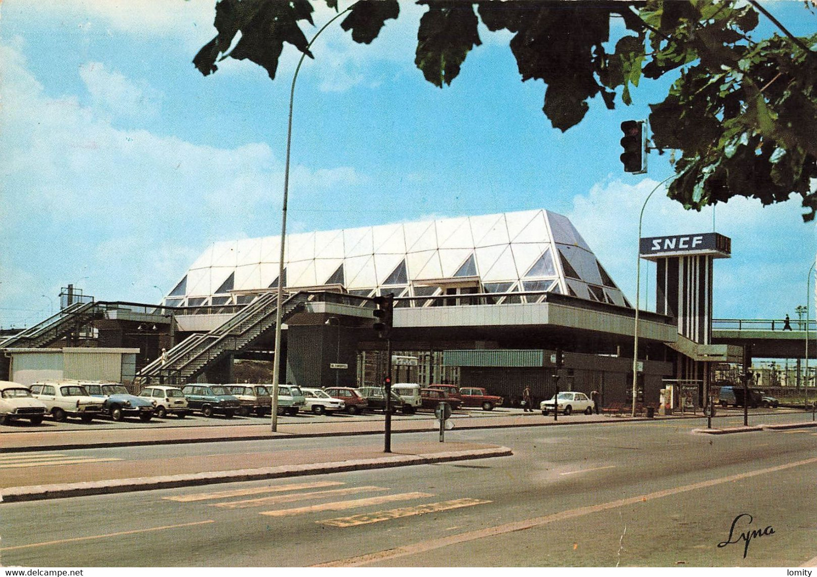 95 Argenteuil Val D' Argent Gare RER SNCF Voiture Auto Citroen DS Peugeot 404 504 Diane Renault 4L R5 R16 - Argenteuil