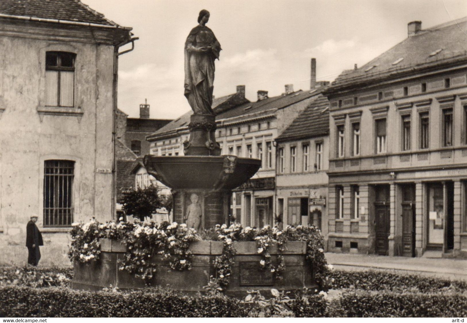 DC3129 - Ak Stendal Sperlings Brunnen - Stendal