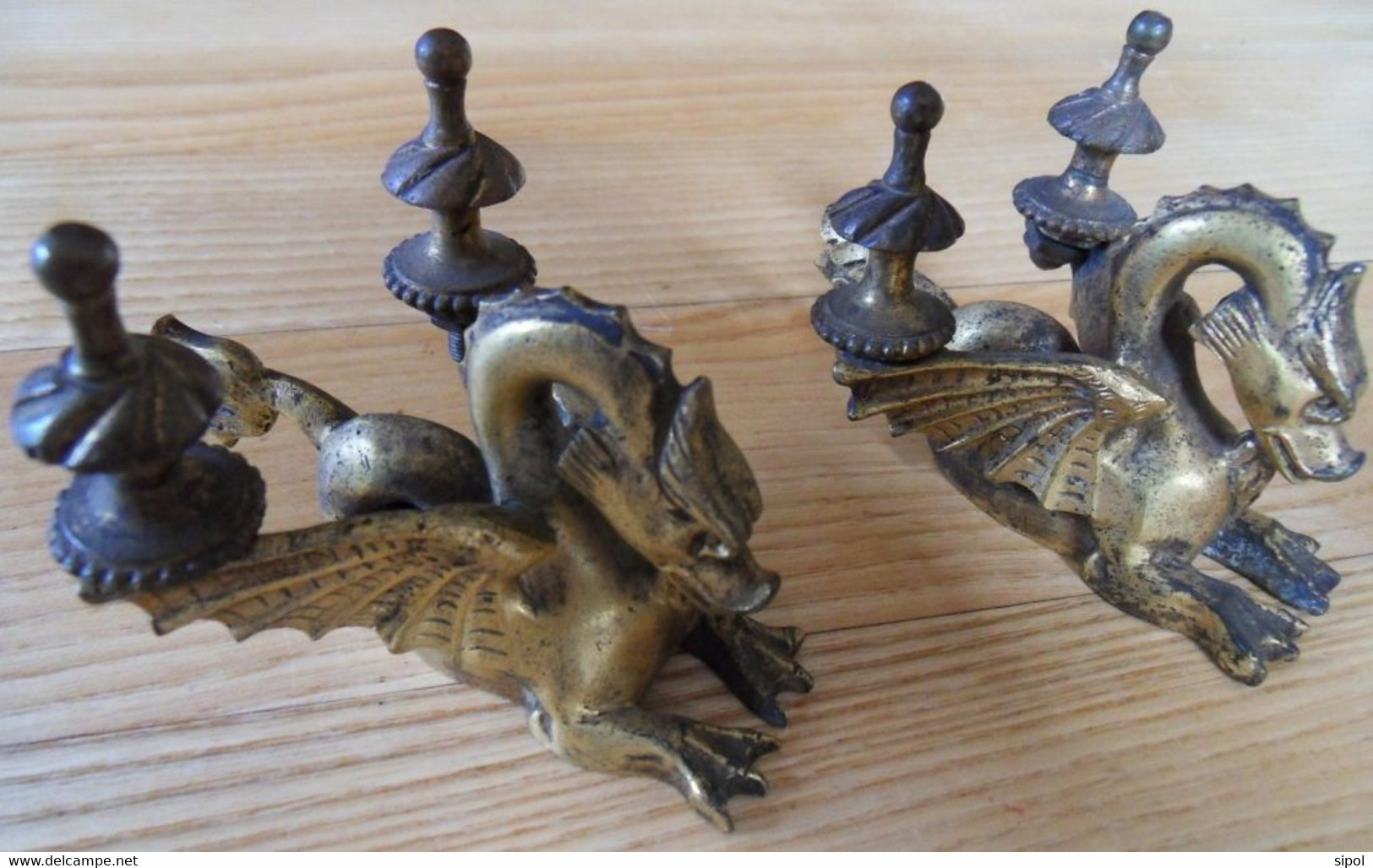 Lot De 2 Dragons En Bronze BE  Voir Les Clichés  Dessus Et Dessous - Bronzen