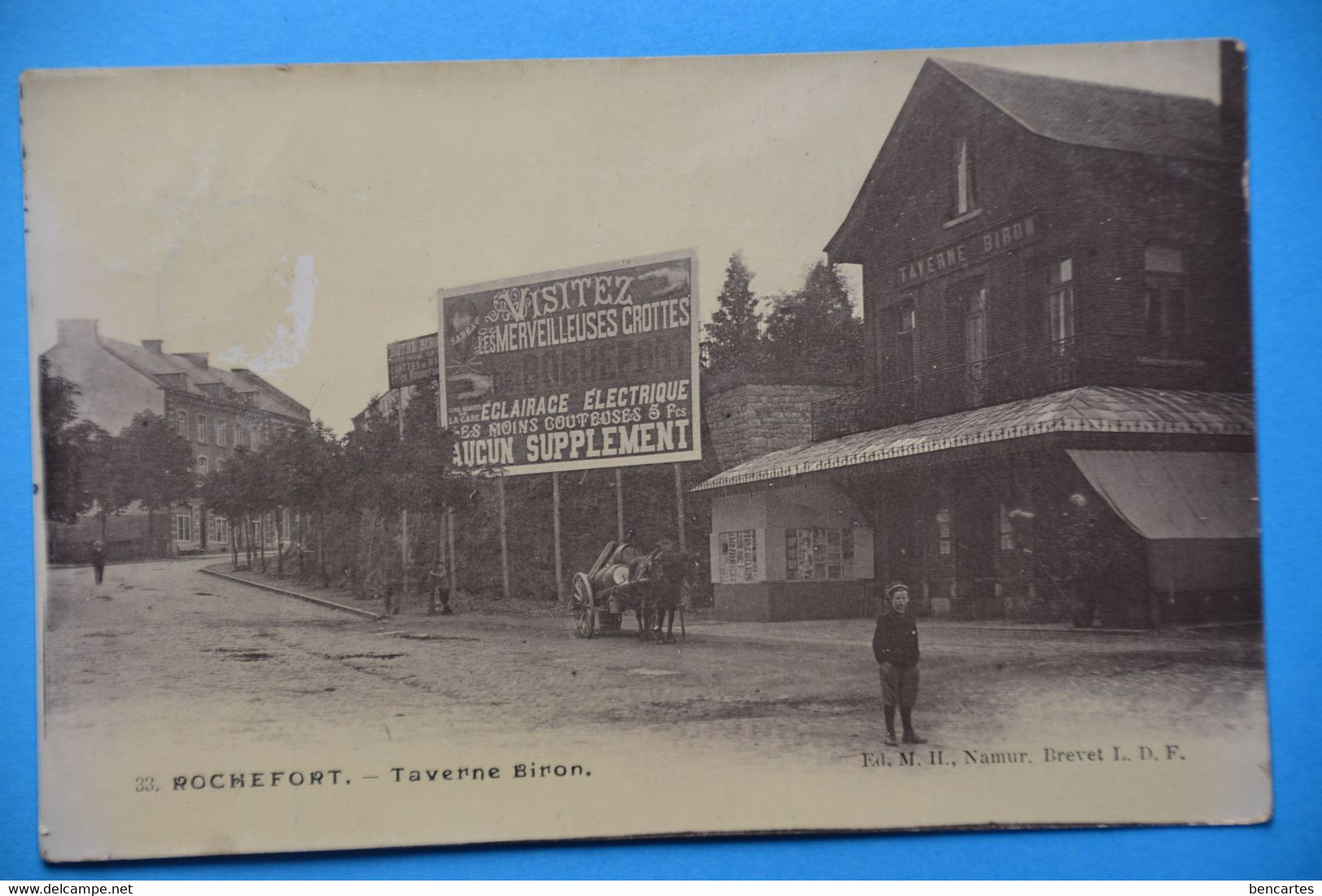 Rochefort 1907: La Taverne Biron Animée Avec Attelage - Rochefort
