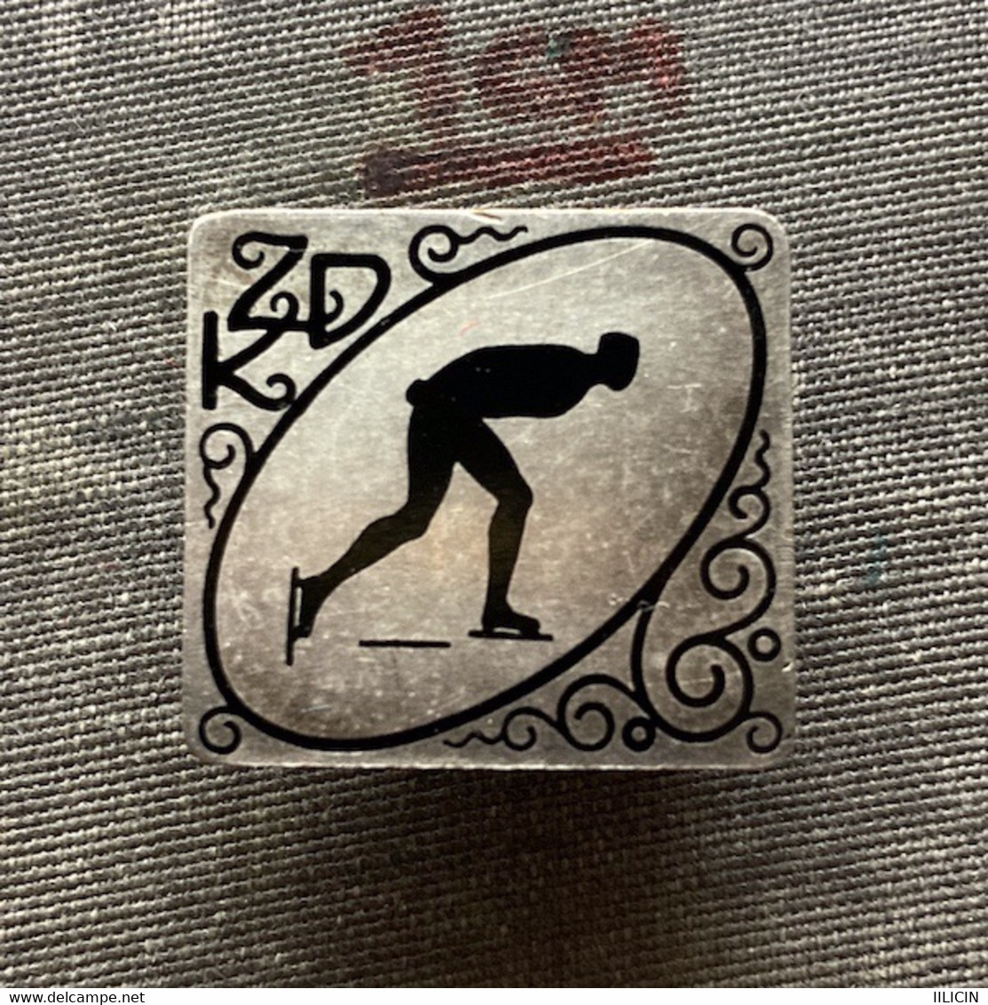 Badge Pin ZN009742 - Ice Skating Hockey Yugoslavia Croatia Hrvatska ZKD Zagrebacko Klizacko Drustvo 1918 - Eiskunstlauf