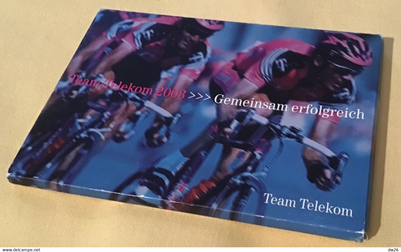 Sports - Cyclisme - Pochette Equipe Team Telekom 2003 (Deutsch, Allemagne) 25 Fiches Coureurs Cyclistes Avec Palmarès - Wielrennen