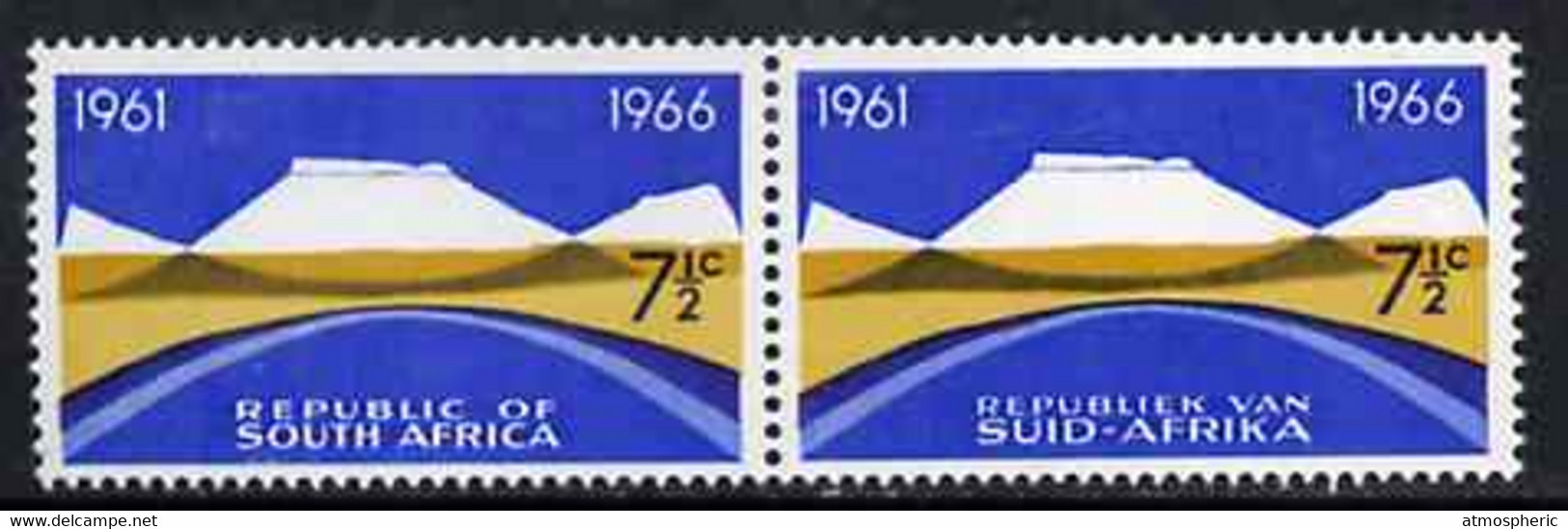 South Africa 1966 Mountain Landscape 7.5c Se-tenant Pair (from 5th Anniversary Set) U/M, SG 265 - Neufs