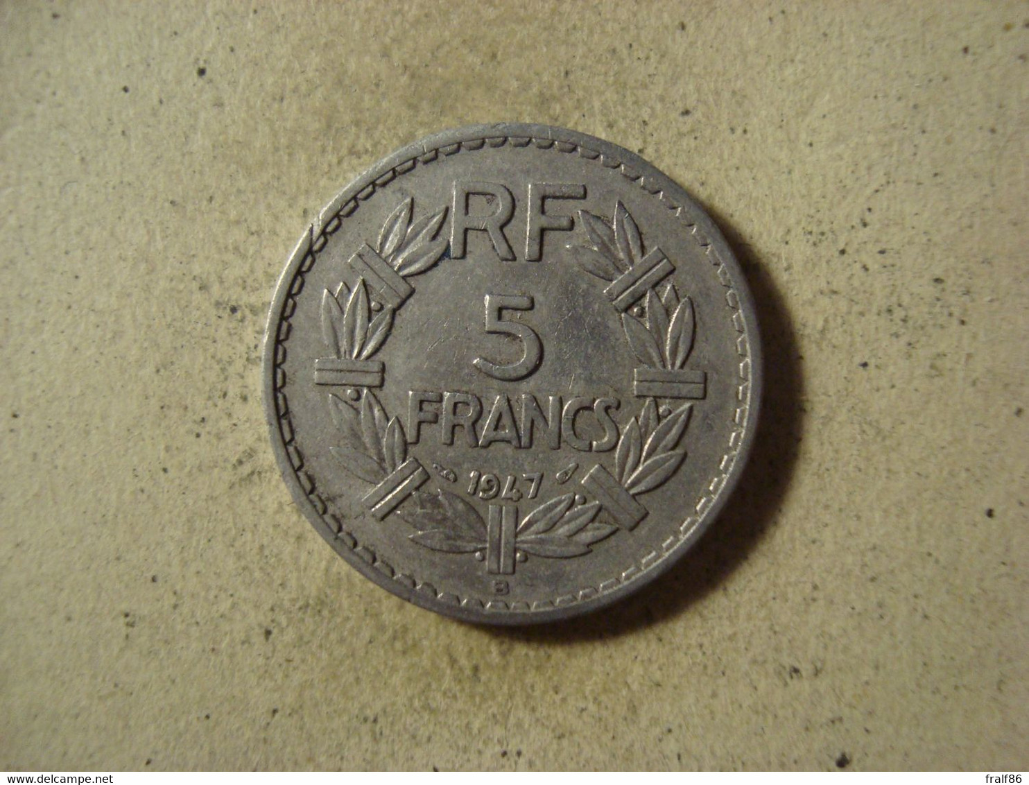 MONNAIE FRANCE 5 FRANCS 1947 B LAVRILLIER ( 9 Ouvert ) - 5 Francs