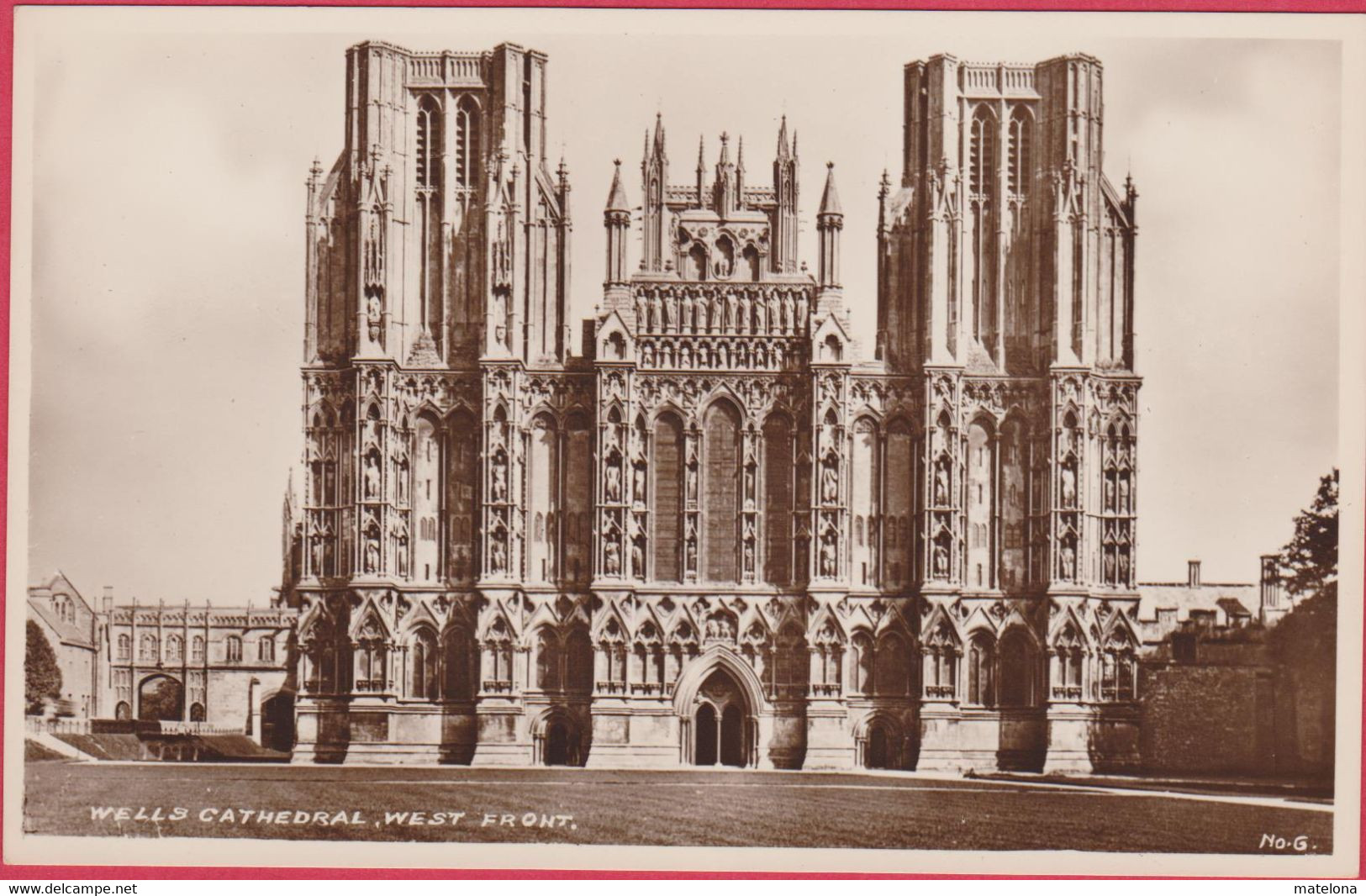 ANGLETERRE SOMERSET WELLS CATHEDRAL WEST FRONT - Wells