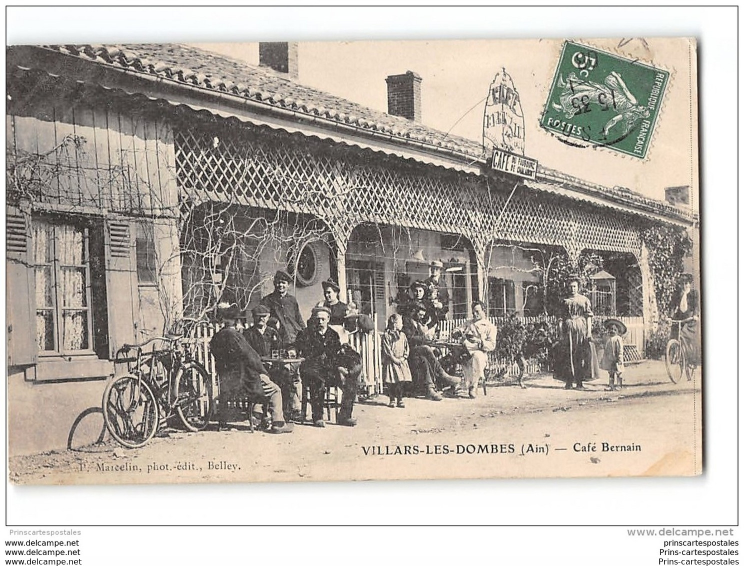 CPA 01 Villars Les Dombes Café Bernain - Villars-les-Dombes
