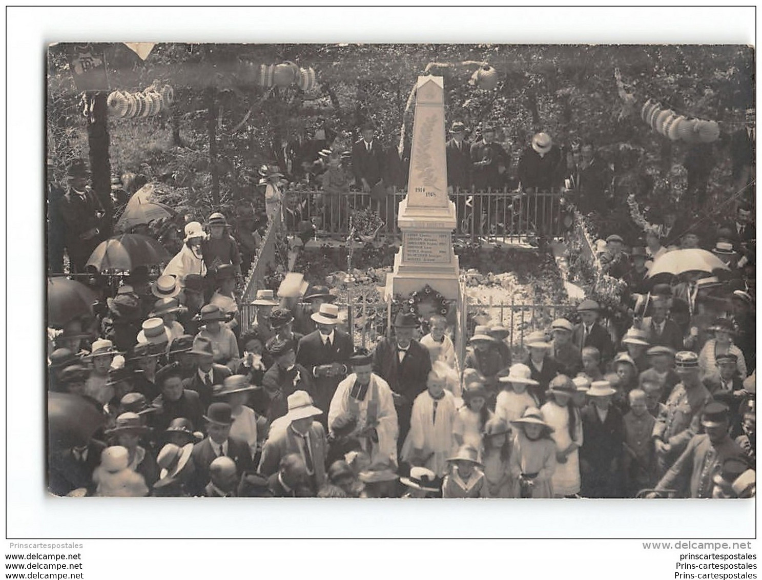 CPA 25 Carte Photo Girardo L'Isle Dur Le Doub ? Le Monument Au Morts - Isle Sur Le Doubs