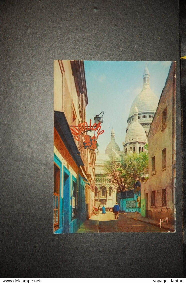 CP, 75, Paris - La Basilique Du Sacré-Coeur Vue Rue Du Chevalier-de-la-Barre - Sacré-Coeur