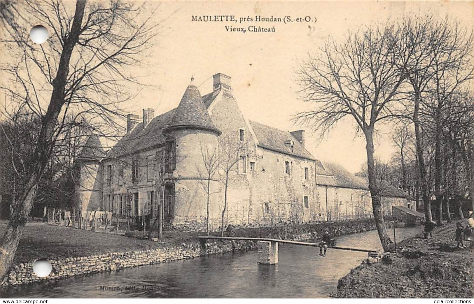 Maulette     78            Vieux Château      - 2 Trous D'album -     (voir Scan) - Autres & Non Classés