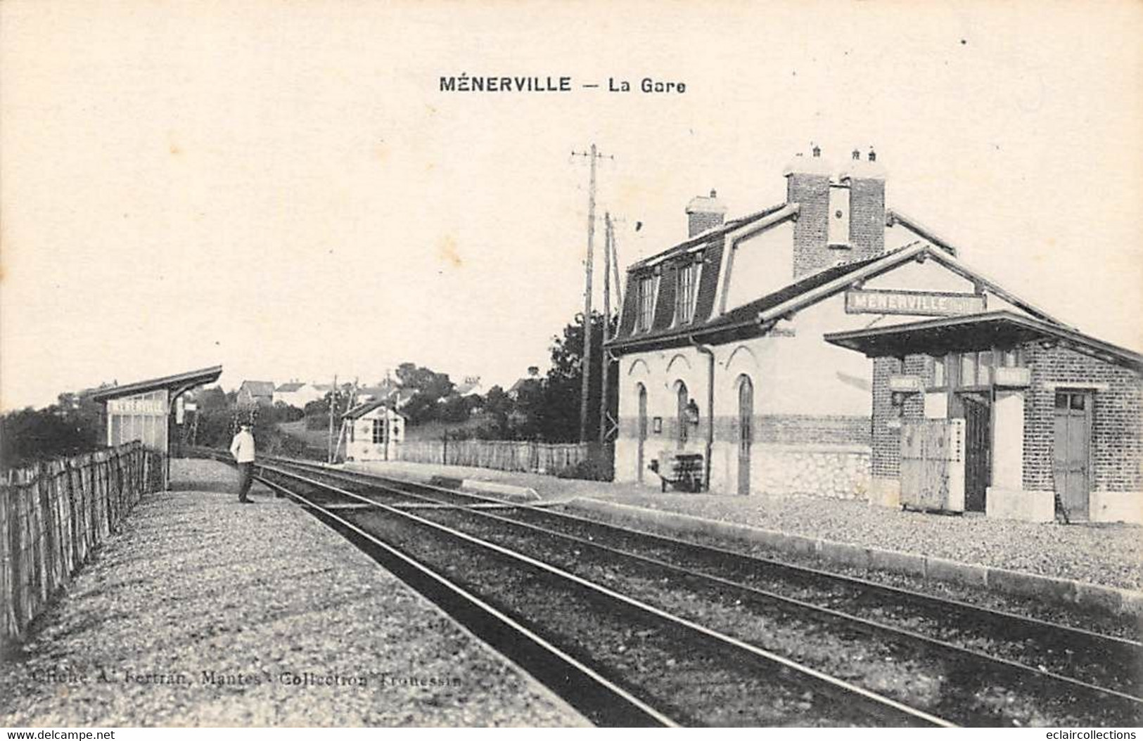 Ménerville     78            Intérieur De La Gare      (voir Scan) - Other & Unclassified