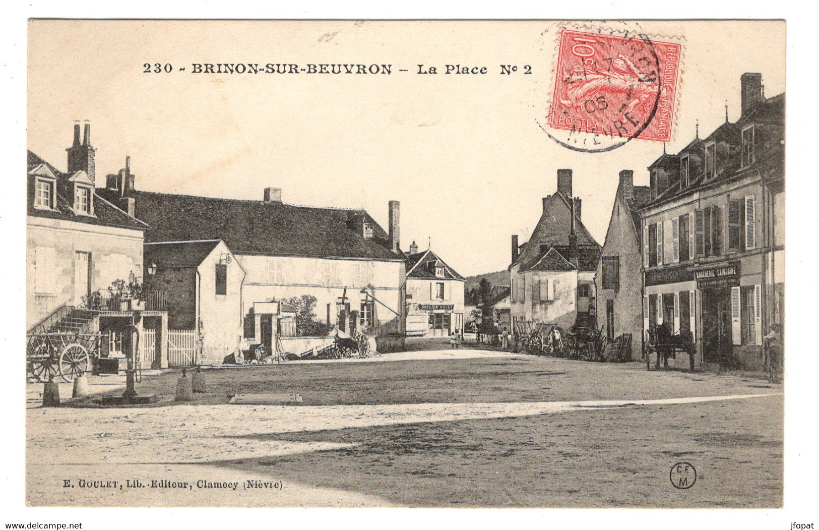 58 NIEVRE - BRINON SUR BEUVRON La Place N°2 - Brinon Sur Beuvron