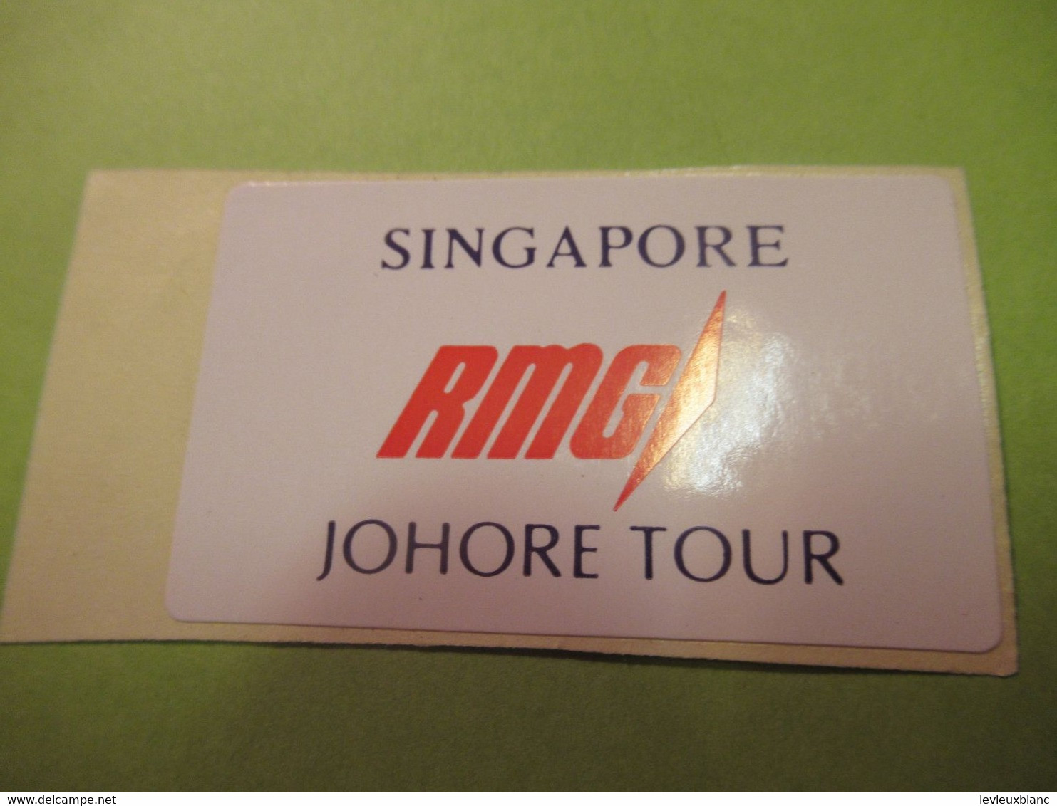 Auto-collant Ancien   /JOHORE TOUR / SINGAPORE/1970-1980           EVM76 - Hotel Labels