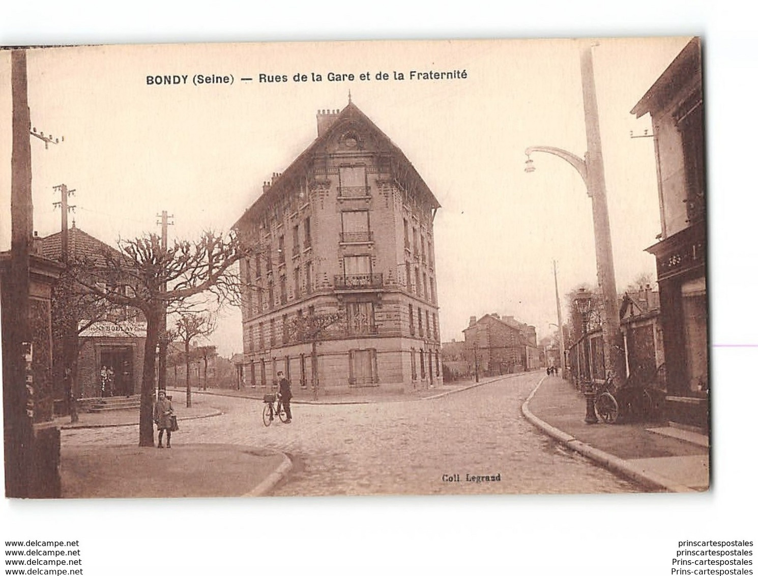 CPA 93 Bondy Rues De La Gare Et De La Fraternité - Bondy