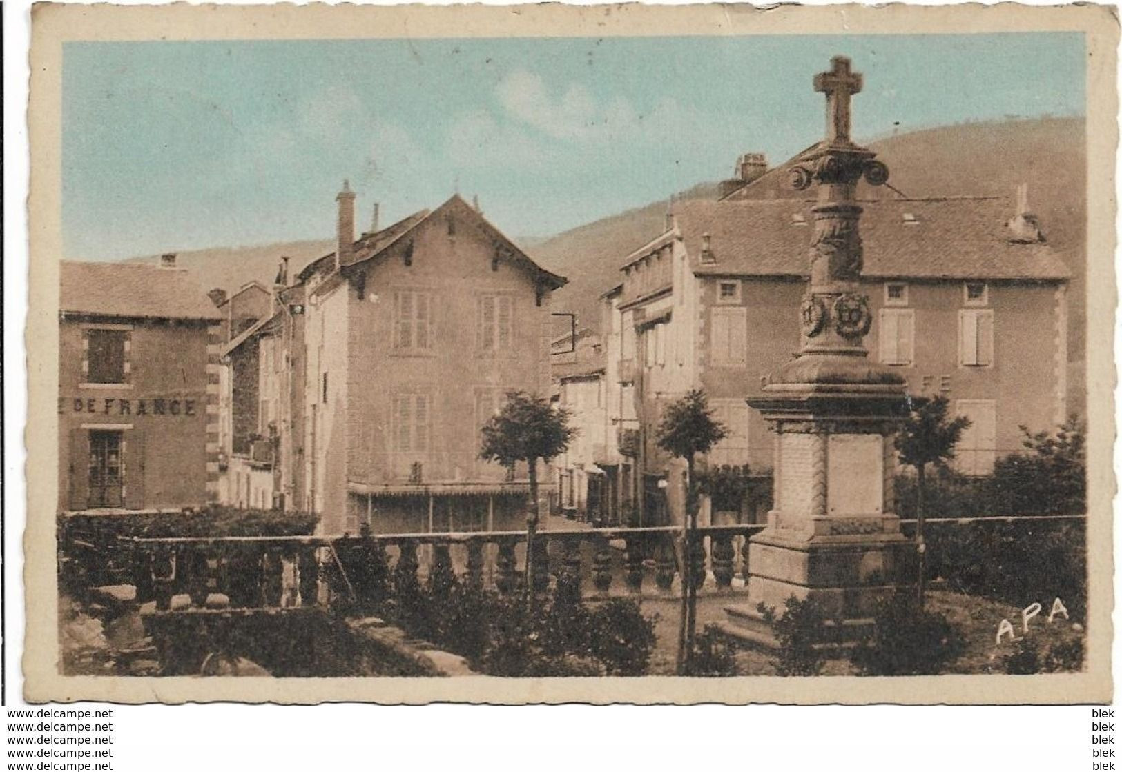 12 . Aveyron :  Saint Sernin Sur Rance : Le Monument Aux Morts . - Sonstige & Ohne Zuordnung