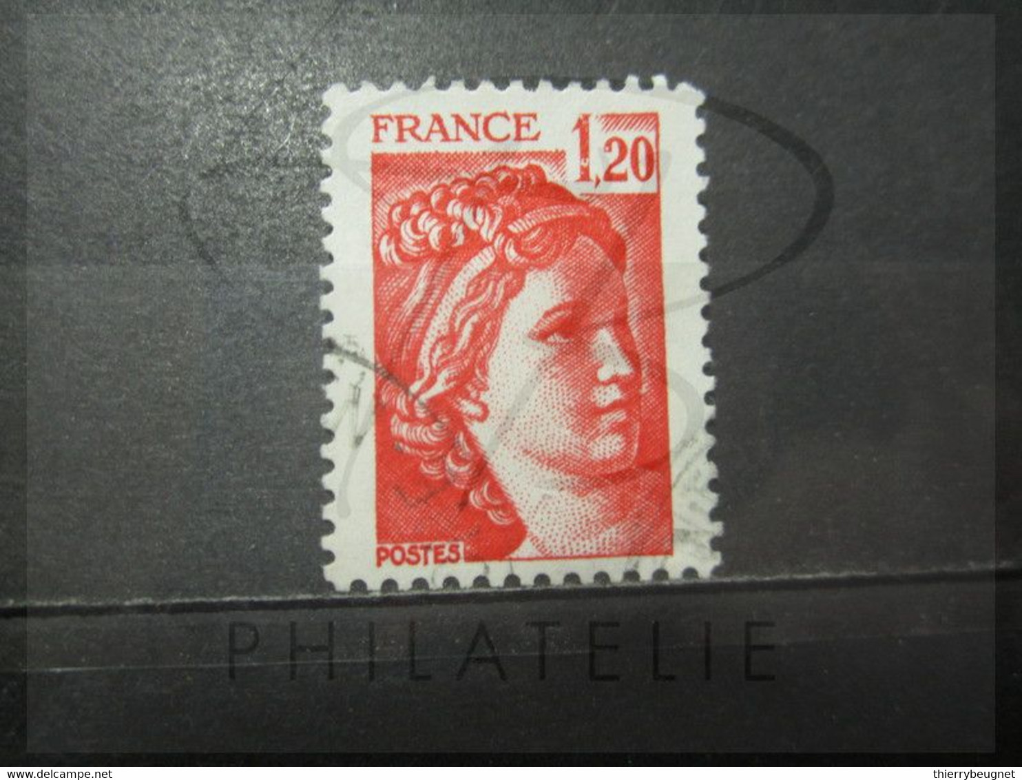 VEND BEAU TIMBRE DE FRANCE N° 1974 , TACHE DANS LE " 1 " !!! (a) - Oblitérés