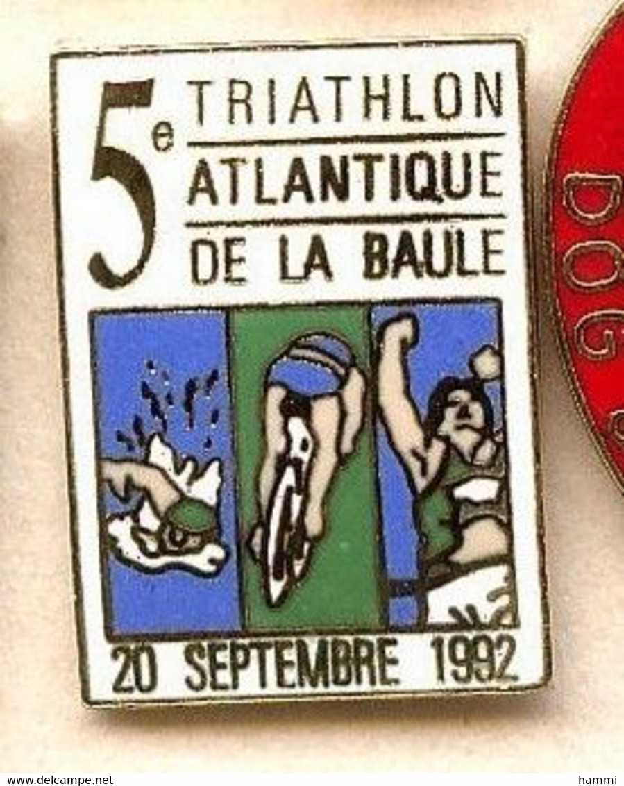 AA114 Pin's 5 TRIATHLON LA BAULE 92 Loire Atlantique Vélo Natation Course Qualité Egf Achat Immédiat - Biathlon