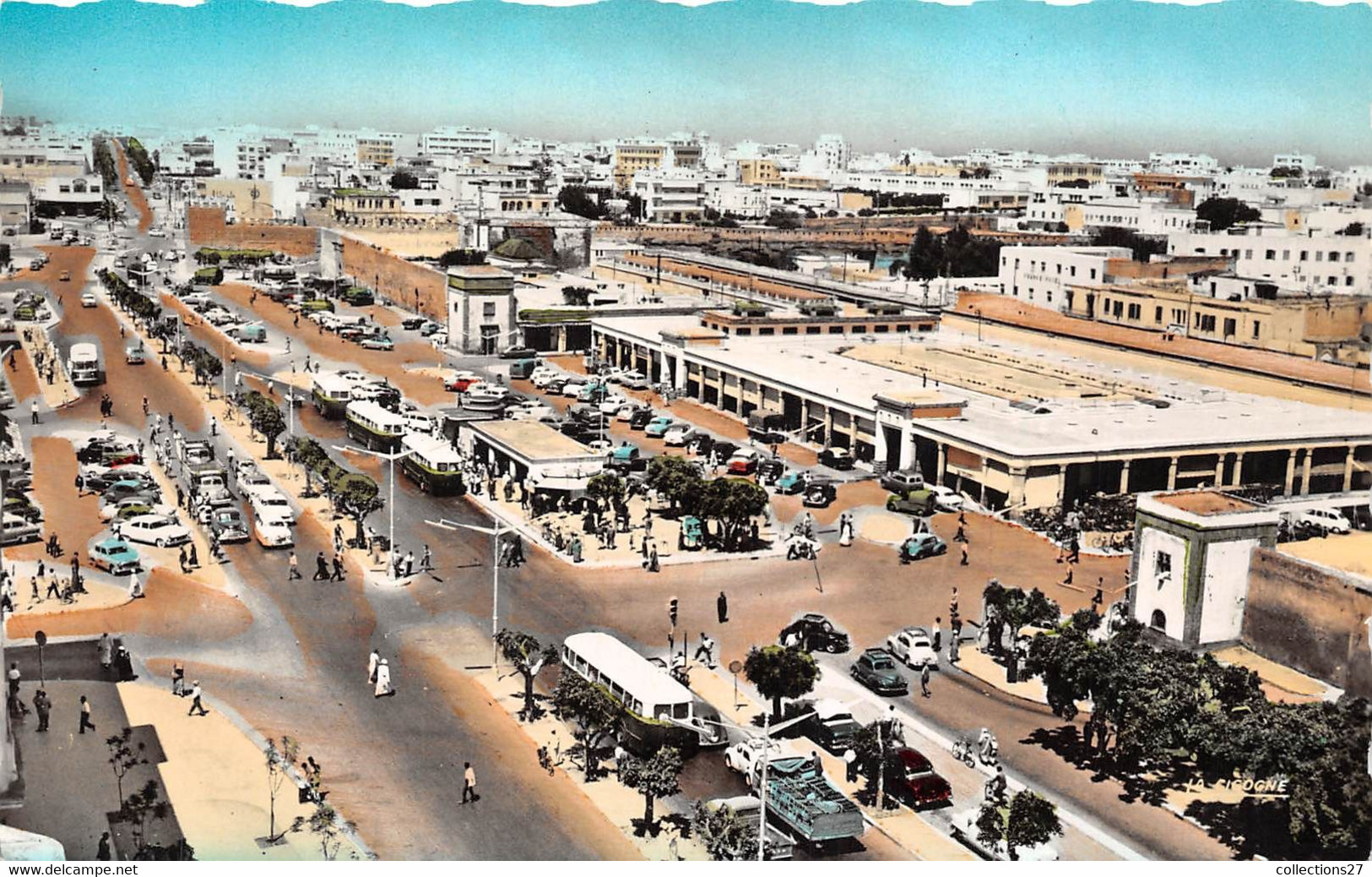 RABAT-LE MARCHE MUNICIPALE ET BOULEVARD GALLIENI - Rabat