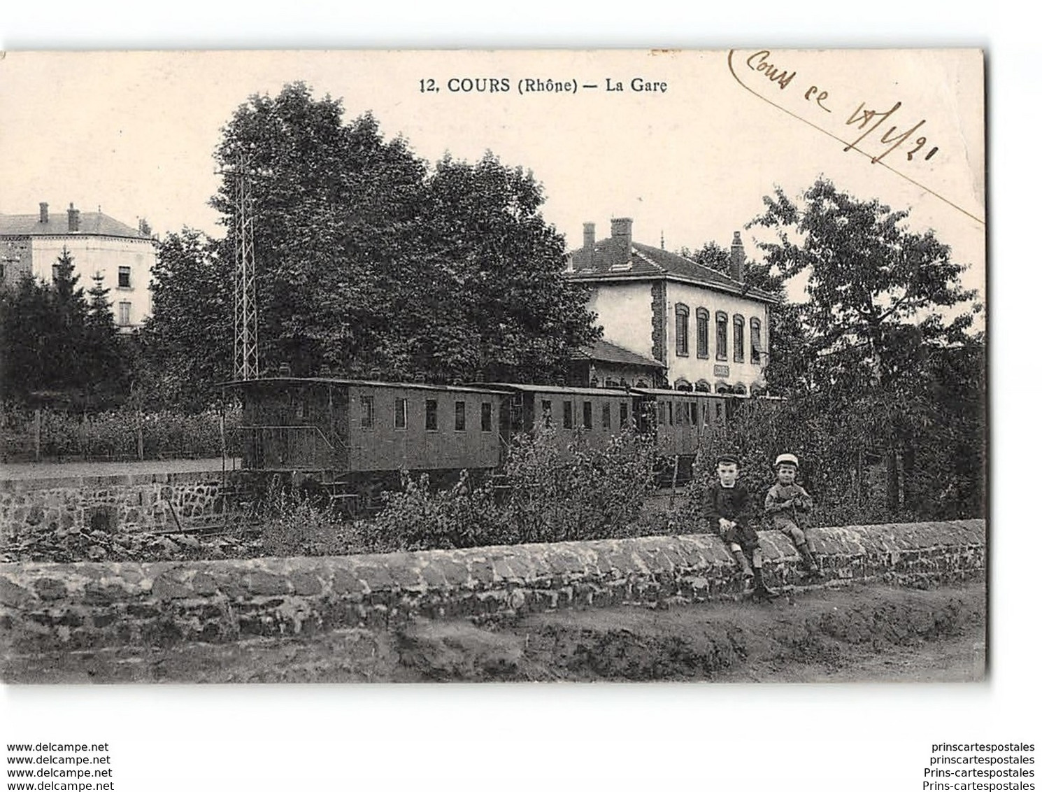 CPA 69 Cours La Gare Et Le Train Tramway De La Ligne De St Victor Cours - Cours-la-Ville