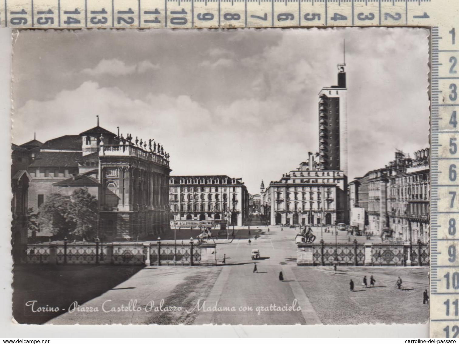TORINO PIAZZA CASTELLO PALAZZO MADAMA CON  GRATTACIELO  VG 1955 - Palazzo Madama