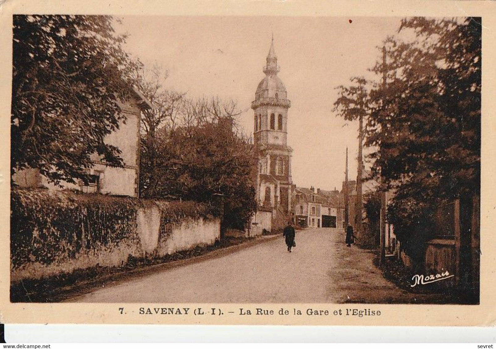 SAVENAIS  - La Rue De La Gare Et L'Eglise. - Savenay