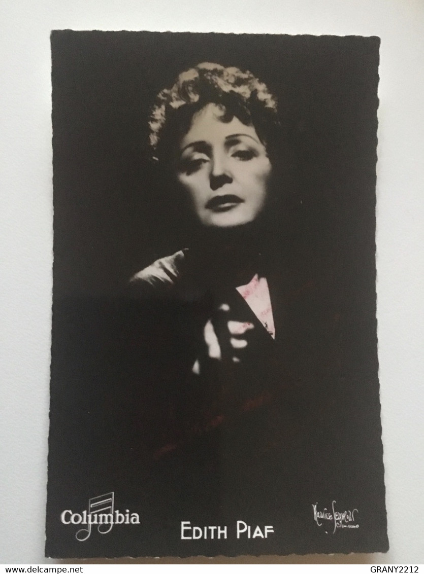 AUTOGRAPH EDITH PIAF 1915-1963 PHOTO  CHANTEUSE Photographie De Maurice Seymour. - Autres & Non Classés