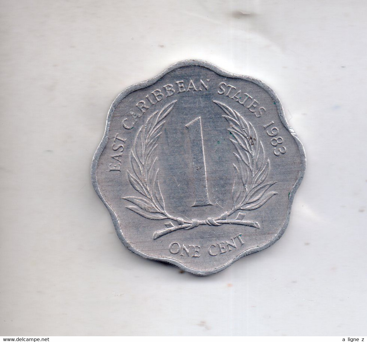 REF MON2a  : Monnaie Coin East Caribbean States One 1 Cent 1983 - British Caribbean Territories