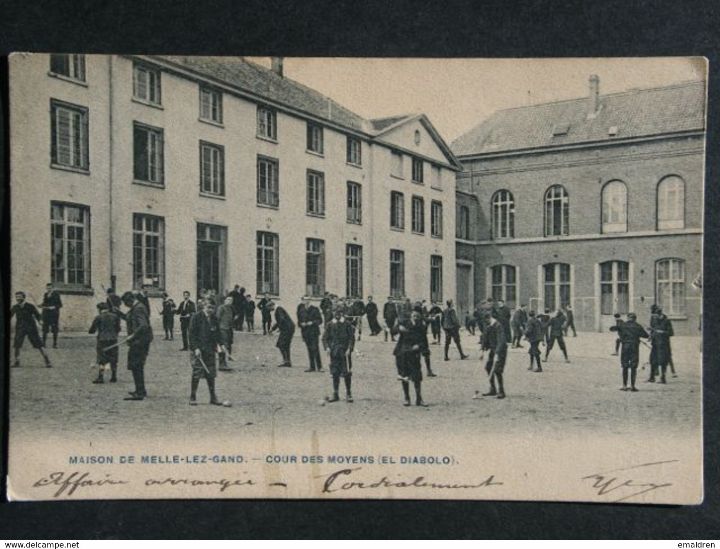 Maison De Melle. Cour Des Moyens (el Diabolo) - Melle