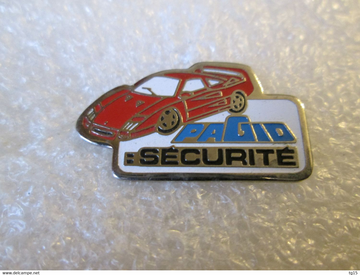 PIN'S    FERRARI  F 40  PAGIO  SECURITE - Ferrari