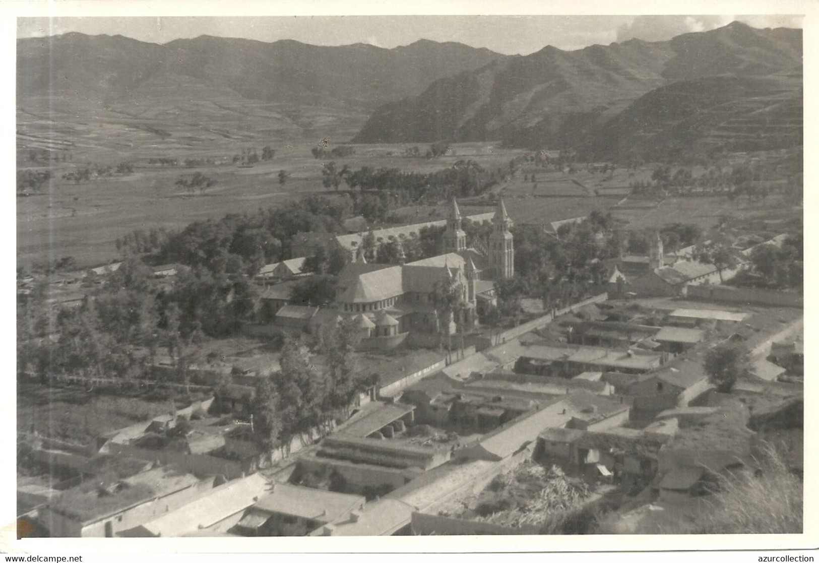 CHINE . EGLISE DE SIWANTZE . DETRUITE EN 1947 PAR LES COMMUNISTES - Places