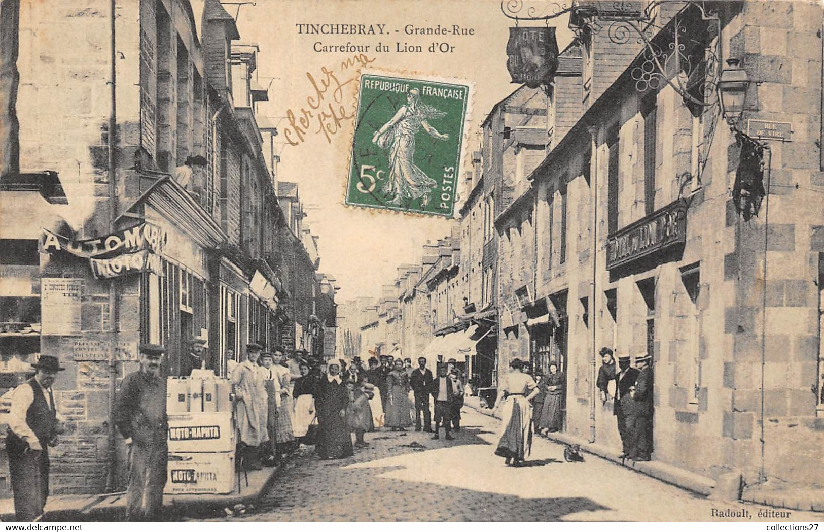 61-TINCHEBRAY- GRANDE RUE- CARREFOUR DU LION D'OR - Autres & Non Classés