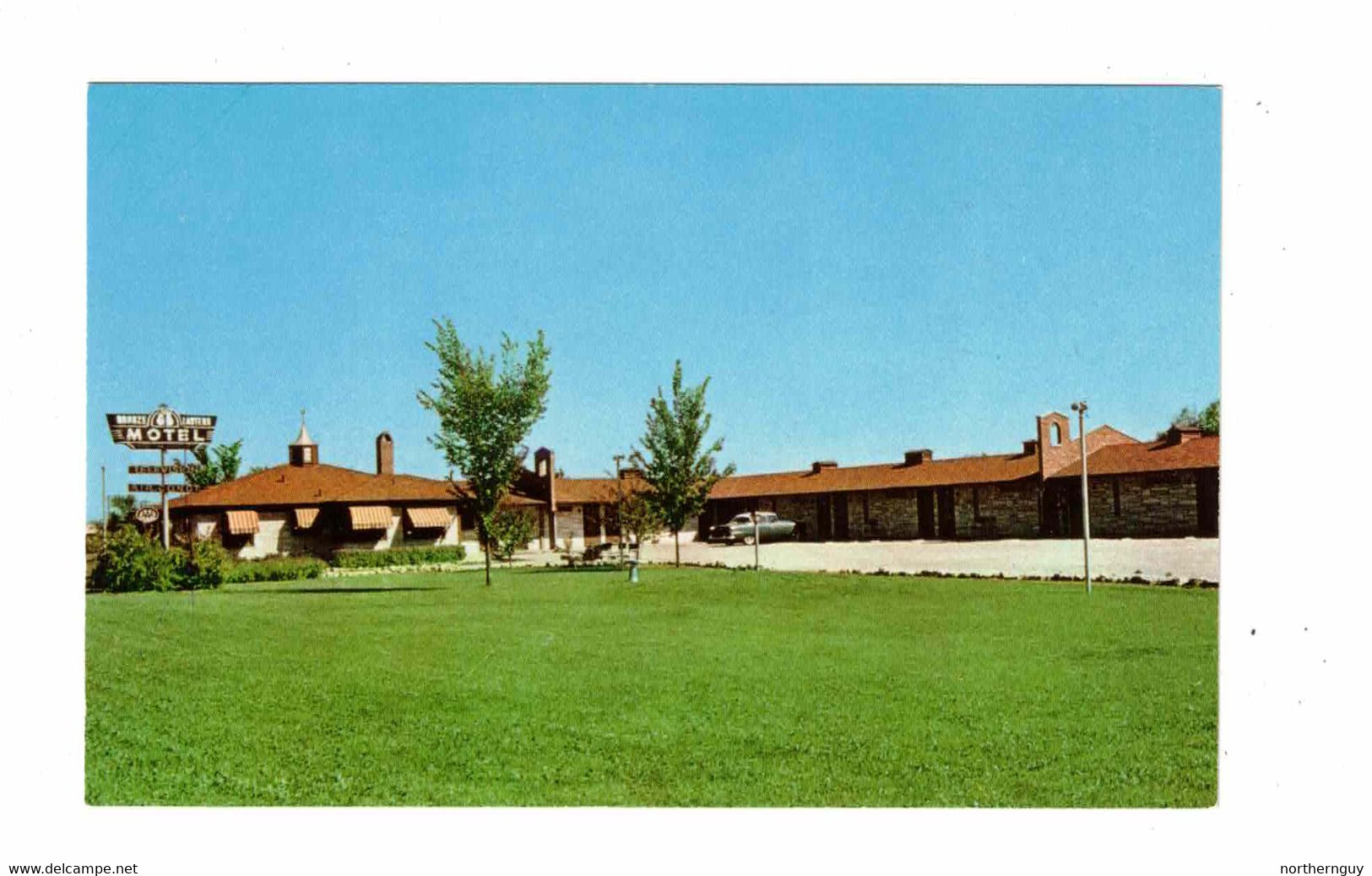 DAVENPORT, Iowa, USA, Bronze Lantern Motel, Old Chrome Postcard - Davenport