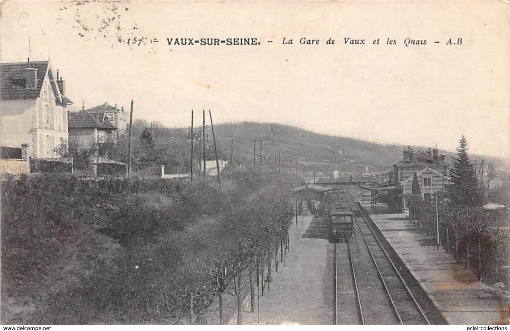 Vaux-sur-Seine        78         La Gare Et Les Quais          (voir Scan) - Other & Unclassified