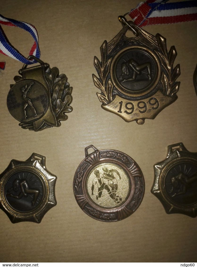 Lot De 7 Médailles G.R.S ( Gymnastique Rythmique Et Sportive ) Dont 2 Identiques - Gymnastique
