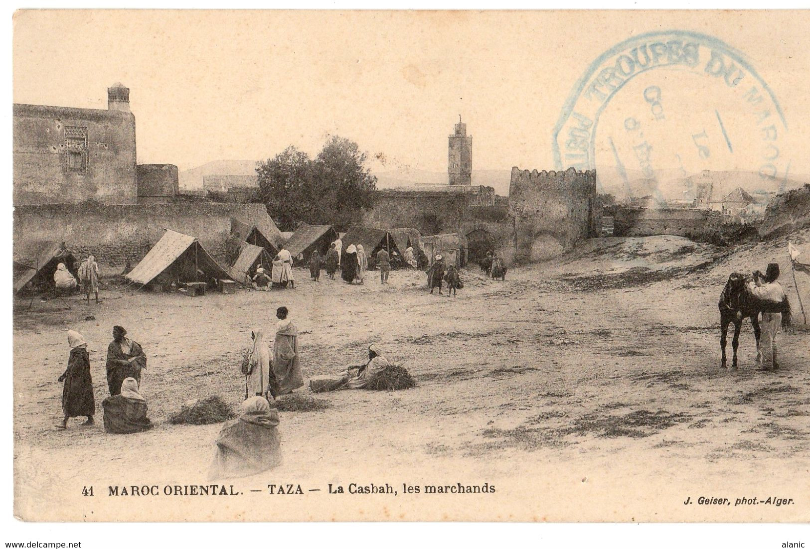 CPA BE-TAZA-La Casbah, Les Marchands  Cachet Bleu : TROUPE DU MAROC ORIENTAL- Poste De M'COUM-  ANIMÉ /--27 03/1915 - Andere Oorlogen