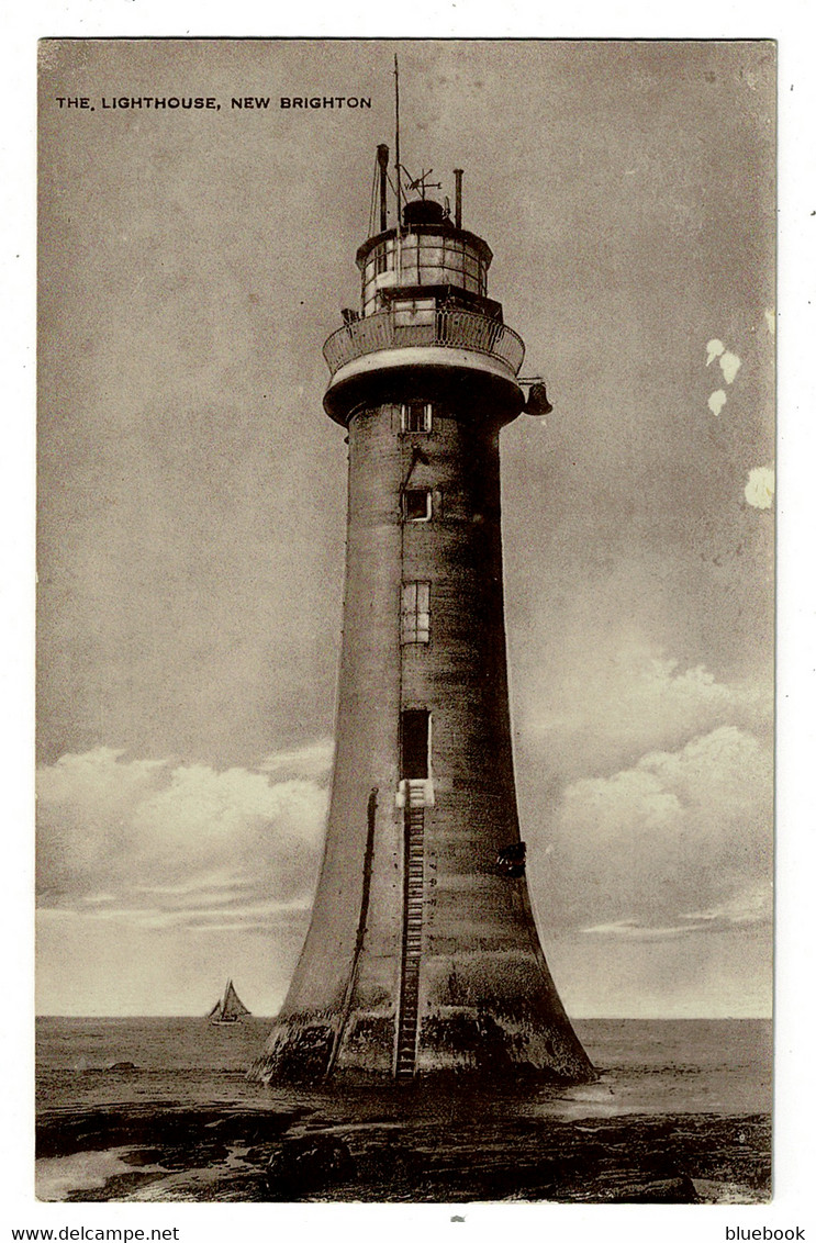 Ref 1433 - Early Real Photo Postcard - New Brighton Lighthouse - Cheshire - Lighthouses