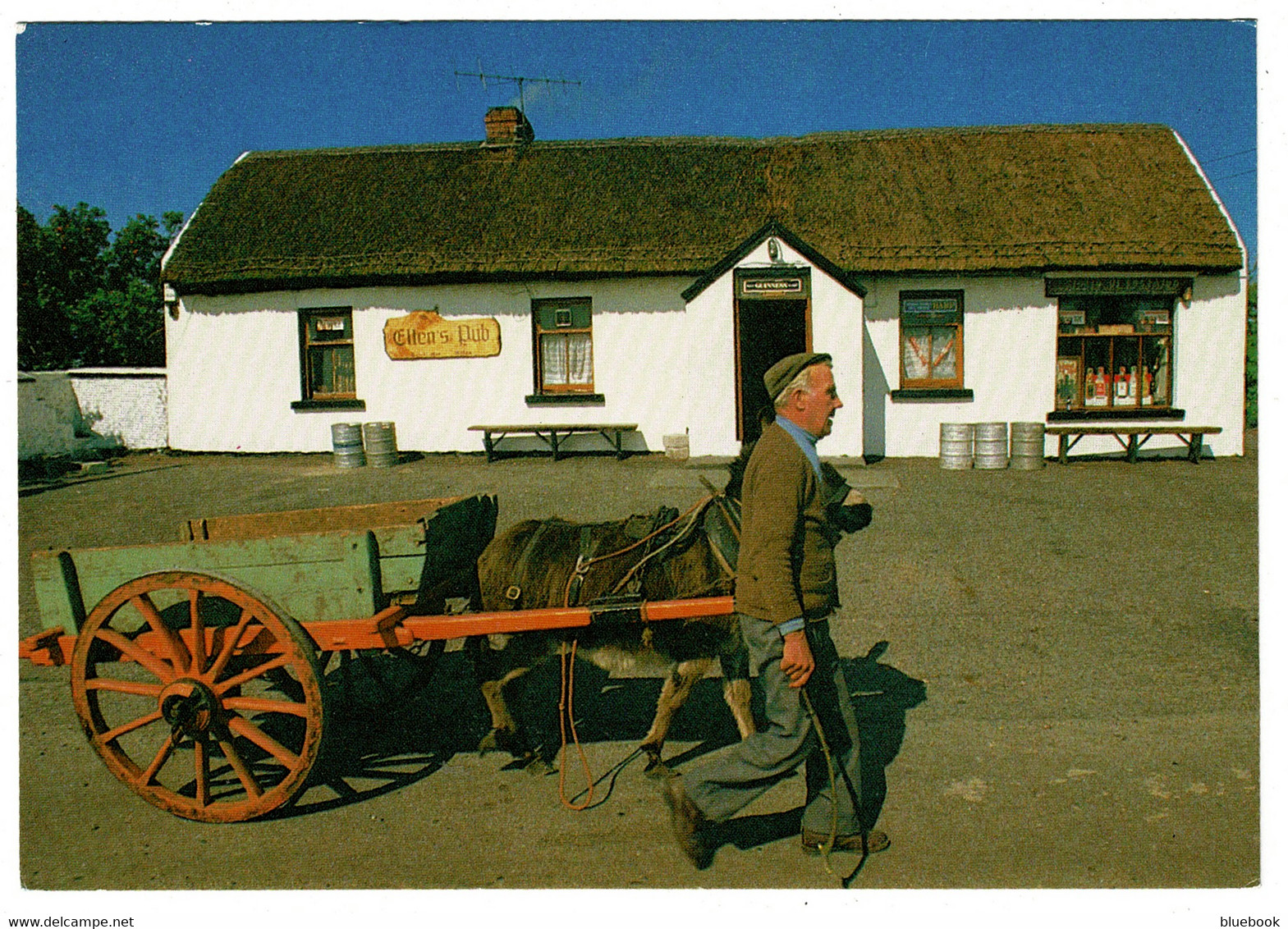 Ref 1437 - Postcard - Ballinrobe County Mayo Ireland Eire - Wills Woodbine Cigarettes Sign - Mayo