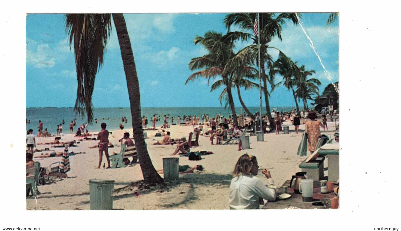 Ft. Meyers, Florida, USA, Bathers On The Beach, 1973 Chrome Postcard - Fort Myers