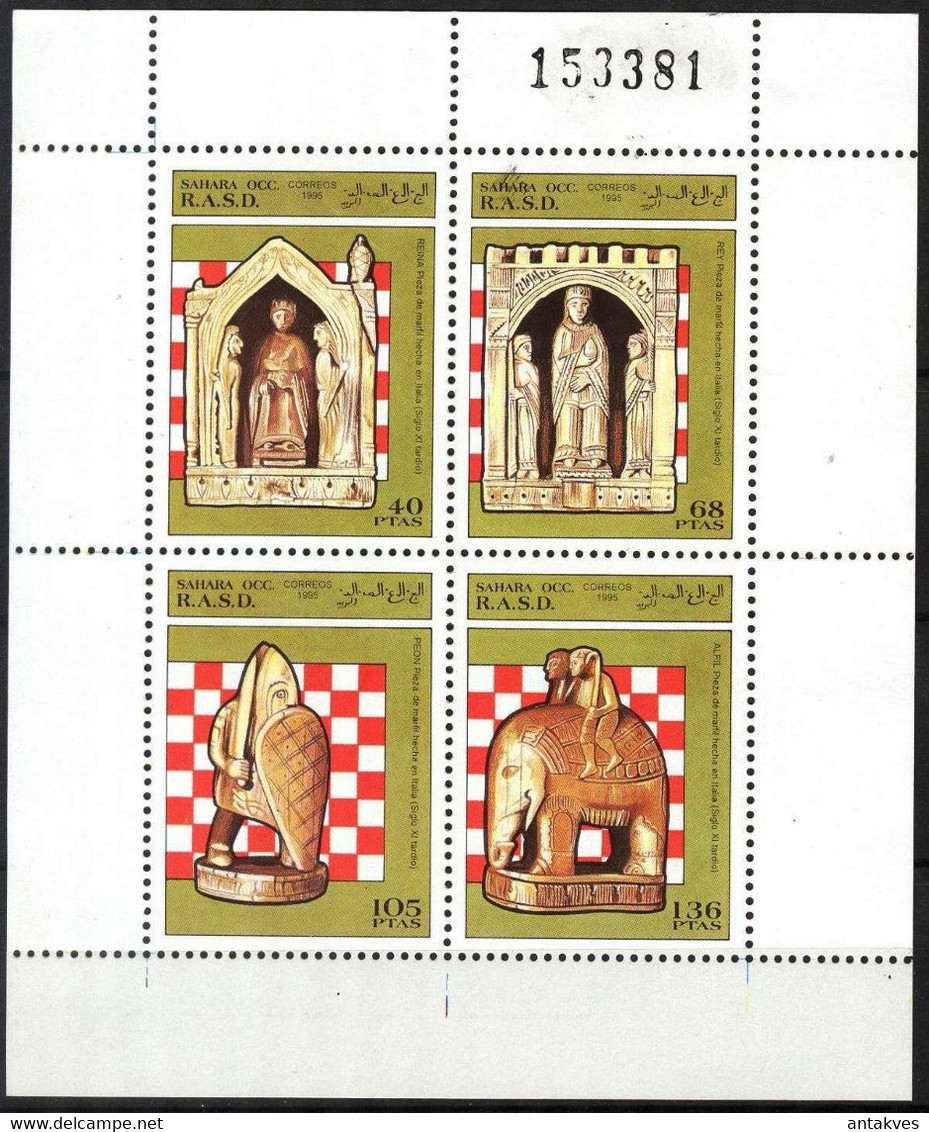 {F0424}  LABEL Chess Sheet MNH Cinderella ! - Fantasy Labels