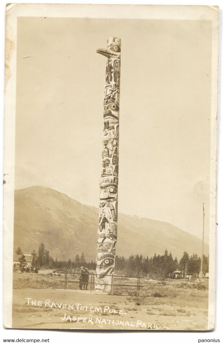 CANADA - THE RAVEN TOTEM POLE, JASPER NATIONAL PARK, OLD PC - Jasper